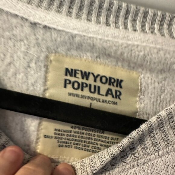 New York Pop Art Gray Chicago Sweater - Picture 3 of 7